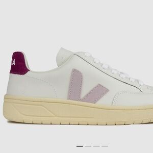 Veja V12 sneakers sz 8